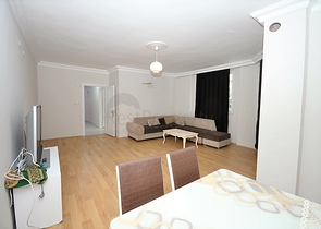 سعر منافس - شقة عائلية 2 غرفة وصالة - مطبخ منفصل - في منطقة مهموتلار / الانيا 