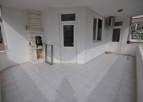 سعر منافس - شقة عائلية 2 غرفة وصالة - مطبخ منفصل - في منطقة مهموتلار / الانيا 