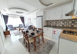 اطلالة بحر - طابق مرتفع -شقة غرفة وصالة ضمن مجمع سكني حديث / مهموتلار / الانيا 