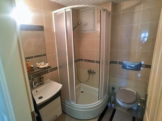 شقة غرفتين وصالة مفروشة - في منطقة اوبا الراقية/ الانيا 