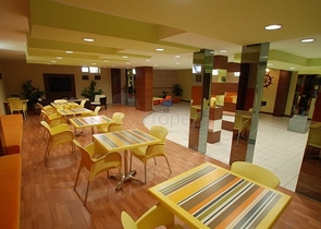 شقة غرفتين وصالة مفروشة - في منطقة اوبا الراقية/ الانيا 