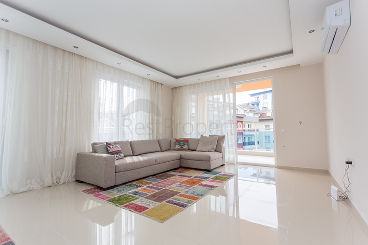 شقة مفروشة ضمن مجمع سكني في منطقة توسمور/ الانيا 