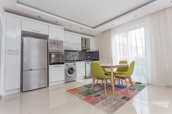 شقة مفروشة ضمن مجمع سكني في منطقة توسمور/ الانيا 