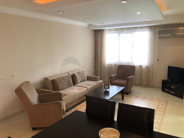 شقة عائلية ضمن مجمع سكني في منطقة توسمور المركزية / الانيا 