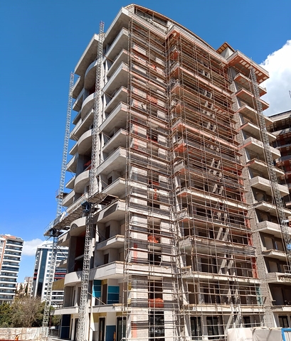 مشروع استثماري - مجمع بخدمات خمس نجوم -  قيد الانشاء -في مهموتلار / الانيا 