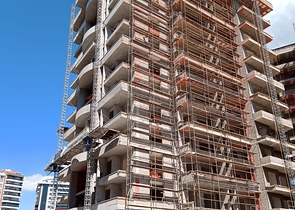 مشروع استثماري - مجمع بخدمات خمس نجوم -  قيد الانشاء -في مهموتلار / الانيا 