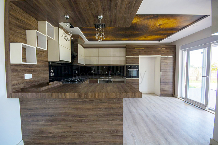 فيلا 5 + 1 في مجمع في يشلباهير دوشيميتي