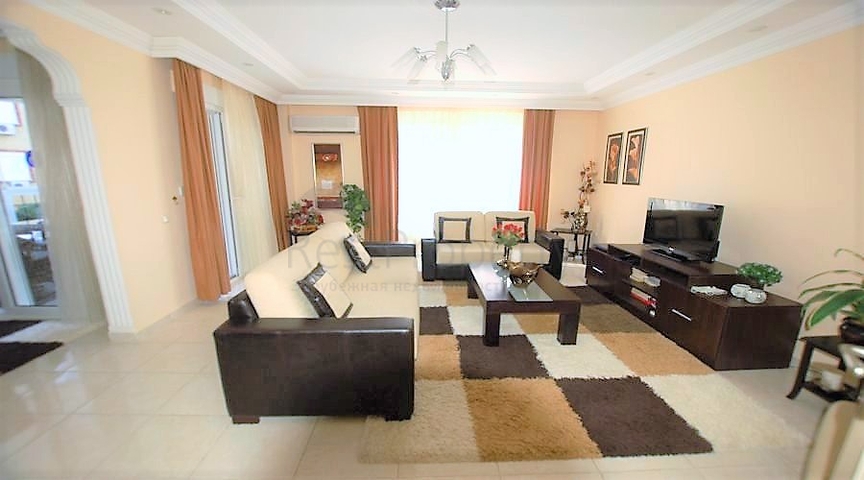 شقة عائلية مفروشة - ضمن مجمع سكني - في منطقة اوبا المركزية / الانيا 