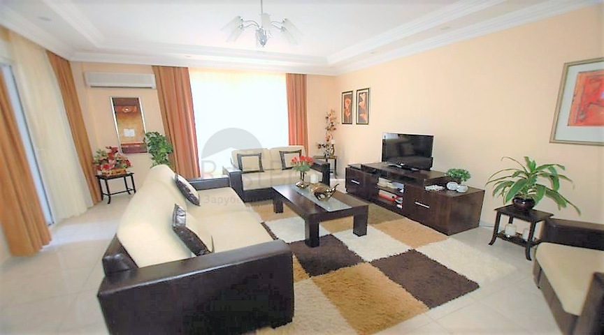 شقة عائلية مفروشة - ضمن مجمع سكني - في منطقة اوبا المركزية / الانيا 