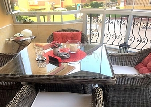 شقة عائلية مفروشة - ضمن مجمع سكني - في منطقة اوبا المركزية / الانيا 