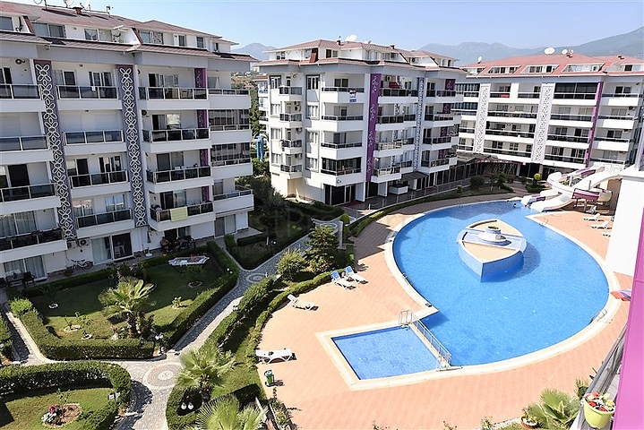 دوبلكس فاخرة - اربع غرف وصالة - اطلالة بحر- في منطقة كاستل / الانيا 