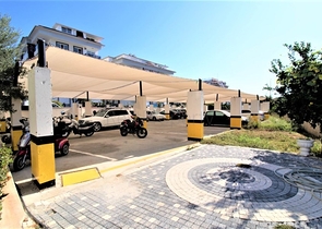 دوبلكس فاخرة - اربع غرف وصالة - اطلالة بحر- في منطقة كاستل / الانيا 