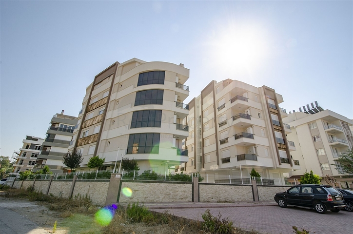 شقة بغرفة نوم واحدة مع أثاث في ليمان كونيالتي