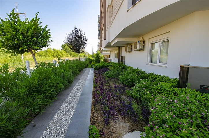 شقة بغرفة نوم واحدة مع أثاث في ليمان كونيالتي