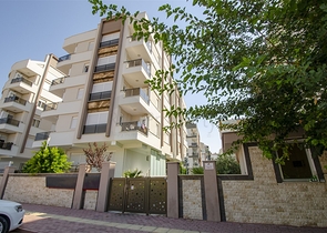 شقة بغرفة نوم واحدة مع أثاث في ليمان كونيالتي