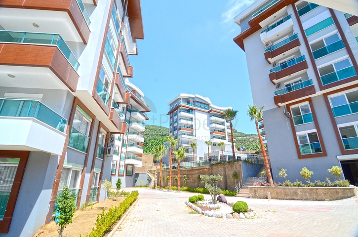 بأسعار مناسبة - شقق بتصاميم متنوعة -ضمن منطقة كارجي جاك الهادئة / الانيا 