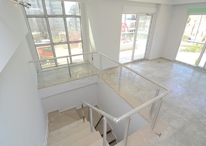 بأسعار مناسبة - شقق بتصاميم متنوعة -ضمن منطقة كارجي جاك الهادئة / الانيا 