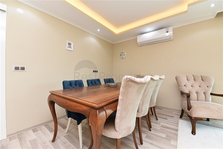 دوبلكس فاخر - تصميم 3 غرف وصالة - قريبة من مطار غازي باشا / الانيا 