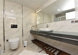 دوبلكس فاخر - تصميم 3 غرف وصالة - قريبة من مطار غازي باشا / الانيا 