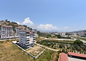 دوبلكس فاخر - تصميم 3 غرف وصالة - قريبة من مطار غازي باشا / الانيا 