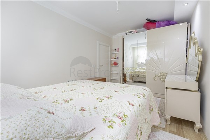 شقة عائلة - مطبخ منفصل - مجمع فاخر - في توسمور / الانيا 