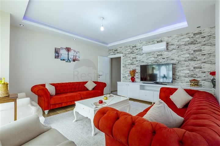 شقة عائلة - مطبخ منفصل - مجمع فاخر - في توسمور / الانيا 