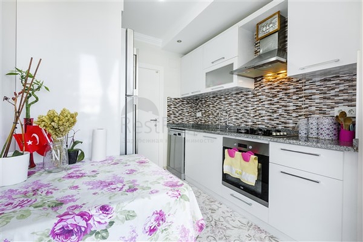 شقة عائلة - مطبخ منفصل - مجمع فاخر - في توسمور / الانيا 