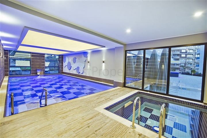 شقة عائلة - مطبخ منفصل - مجمع فاخر - في توسمور / الانيا 