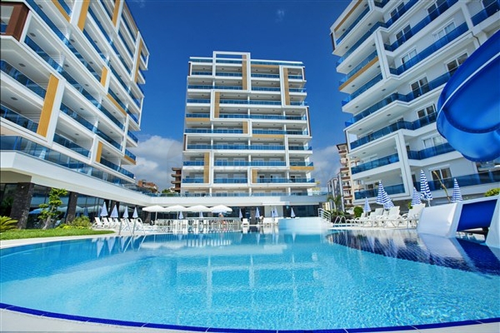 شقة عائلة - مطبخ منفصل - مجمع فاخر - في توسمور / الانيا 