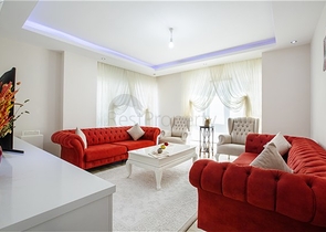 شقة عائلة - مطبخ منفصل - مجمع فاخر - في توسمور / الانيا 