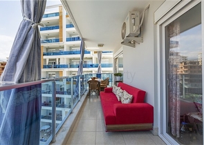 شقة عائلة - مطبخ منفصل - مجمع فاخر - في توسمور / الانيا 