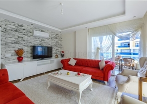 شقة عائلة - مطبخ منفصل - مجمع فاخر - في توسمور / الانيا 