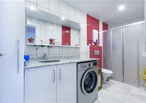 شقة عائلة - مطبخ منفصل - مجمع فاخر - في توسمور / الانيا 