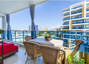 شقة عائلة - مطبخ منفصل - مجمع فاخر - في توسمور / الانيا 