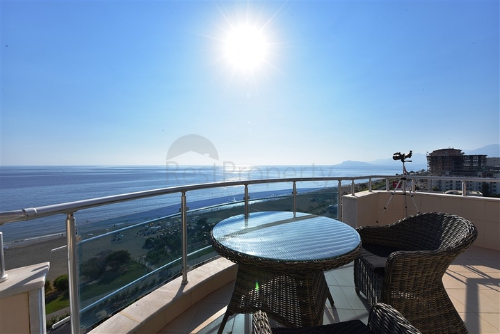 ضمن اول صف على البحر - دوبلكس 3 غرف نوم وصالة - مهموتلار / الانيا 