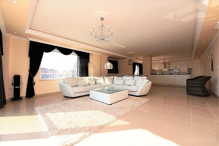 ضمن اول صف على البحر - دوبلكس 3 غرف نوم وصالة - مهموتلار / الانيا 