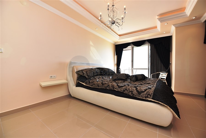 ضمن اول صف على البحر - دوبلكس 3 غرف نوم وصالة - مهموتلار / الانيا 