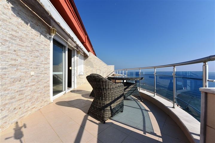 ضمن اول صف على البحر - دوبلكس 3 غرف نوم وصالة - مهموتلار / الانيا 