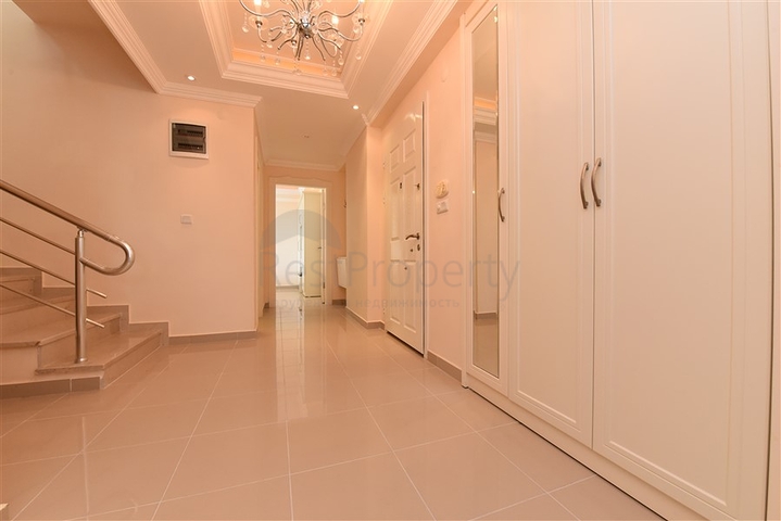 ضمن اول صف على البحر - دوبلكس 3 غرف نوم وصالة - مهموتلار / الانيا 