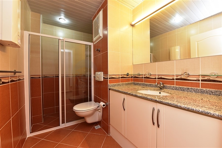 ضمن اول صف على البحر - دوبلكس 3 غرف نوم وصالة - مهموتلار / الانيا 