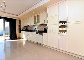 ضمن اول صف على البحر - دوبلكس 3 غرف نوم وصالة - مهموتلار / الانيا 