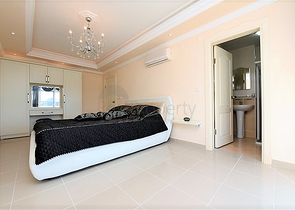 ضمن اول صف على البحر - دوبلكس 3 غرف نوم وصالة - مهموتلار / الانيا 