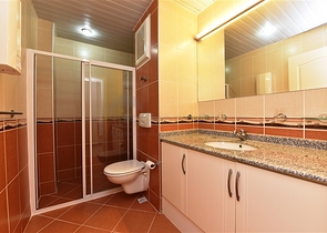 ضمن اول صف على البحر - دوبلكس 3 غرف نوم وصالة - مهموتلار / الانيا 