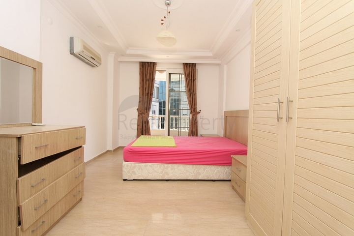 شقق عائلية واسعة -ضمن  مجمع سكني في منطقة توسمور / الانيا 