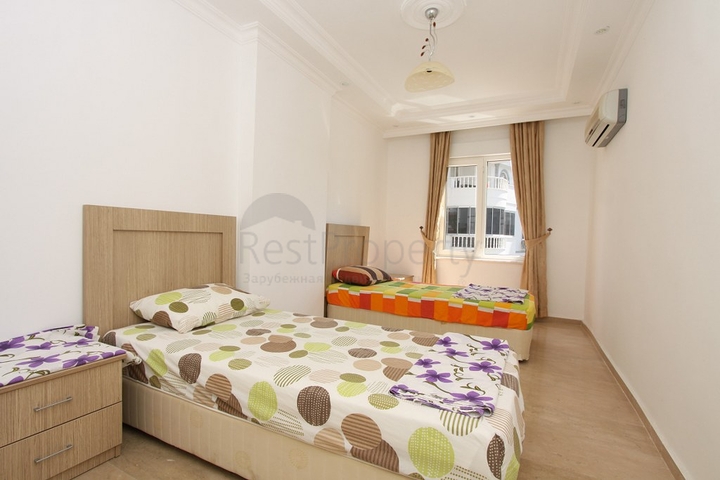 شقق عائلية واسعة -ضمن  مجمع سكني في منطقة توسمور / الانيا 