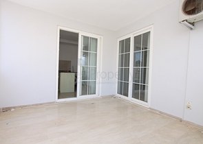 شقق عائلية واسعة -ضمن  مجمع سكني في منطقة توسمور / الانيا 