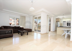 شقق عائلية واسعة -ضمن  مجمع سكني في منطقة توسمور / الانيا 