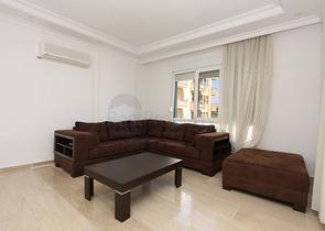 شقق عائلية واسعة -ضمن  مجمع سكني في منطقة توسمور / الانيا 