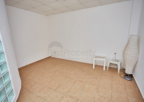 اطلالة بحر - فيلا فاخرة 7 غرف وصالة - في مركز الانيا 