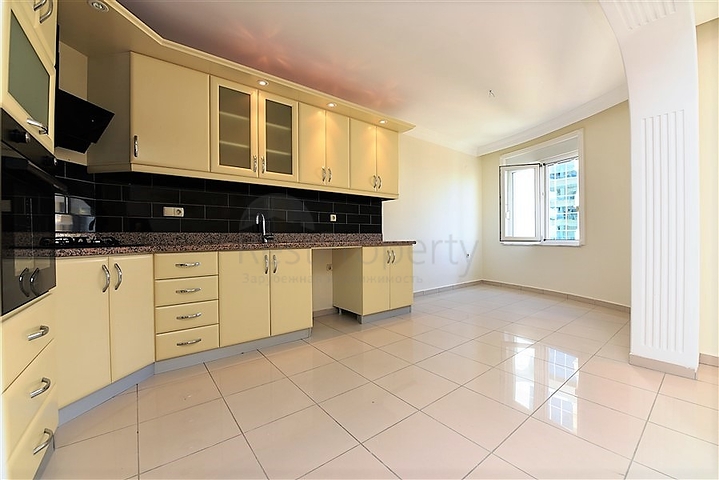 طابق مرتفع - شقة عائلية واسعة - ضمن مجمع مخدم جيدا- في مهموتلار / الانيا 